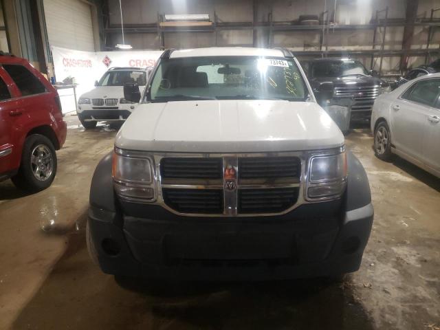 1D8GT28K08W243812 - 2008 DODGE NITRO SXT WHITE photo 5