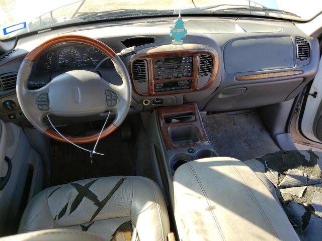 5LMEU27R41LJ19348 - 2001 LINCOLN NAVIGATOR თეთრი ფოტო 8
