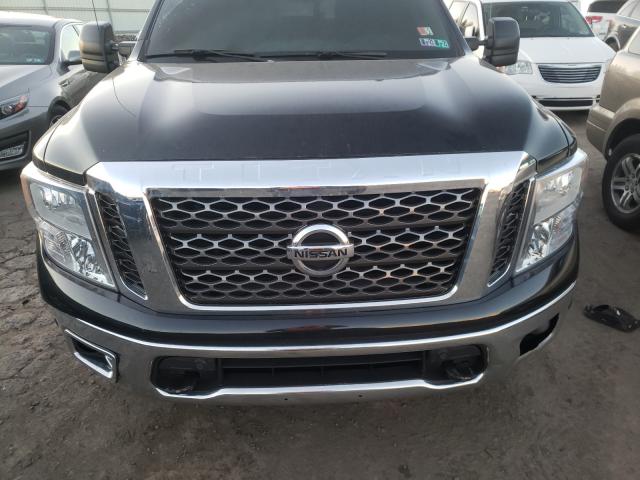 1N6AA1E58HN537898 - 2017 NISSAN TITAN SV BLACK photo 7