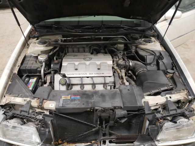 1G6EL12Y9WU617522 - 1998 CADILLAC ELDORADO WHITE photo 11