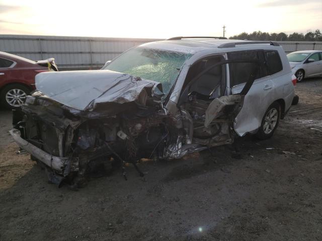 5TDBK3EH7CS144682 - 2012 TOYOTA HIGHLANDER BASE Күміс фото 1
