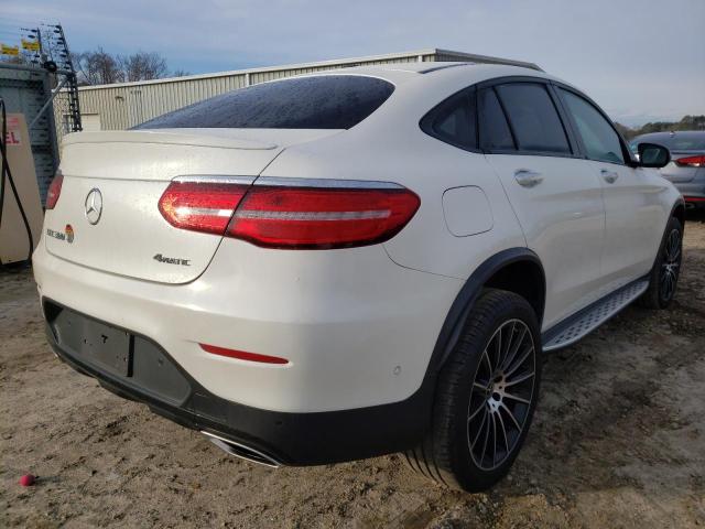 WDC0J4KB2JF376517 - 2018 MERCEDES-BENZ GLC COUPE 300 4MATIC WHITE photo 3