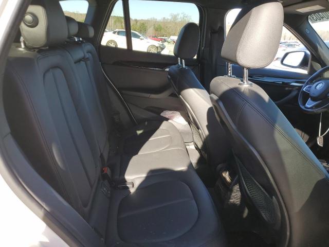 WBXHU7C5XK5N42562 - 2019 BMW X1 SDRIVE28I Blanc photo 11
