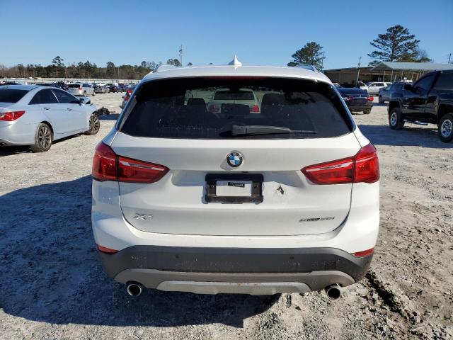 WBXHU7C5XK5N42562 - 2019 BMW X1 SDRIVE28I WHITE photo 6