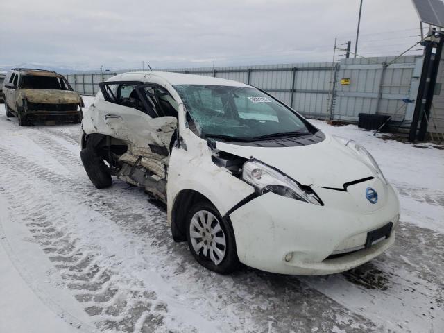 1N4AZ0CP5FC302853 - 2015 NISSAN LEAF S WHITE photo 4