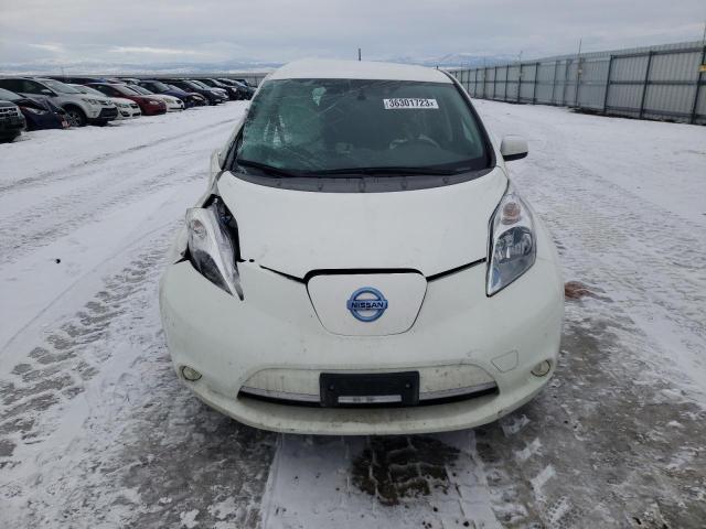 1N4AZ0CP5FC302853 - 2015 NISSAN LEAF S WHITE photo 5