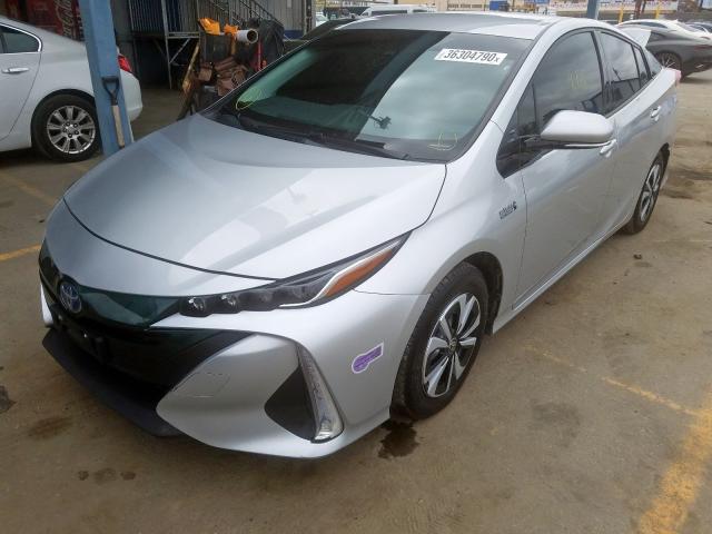 JTDKARFP9J3099741 - 2018 TOYOTA PRIUS PRIME  photo 2