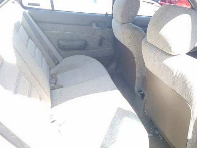 1Y1SK5269SZ002521 - 1995 GEO PRIZM BASE  photo 6