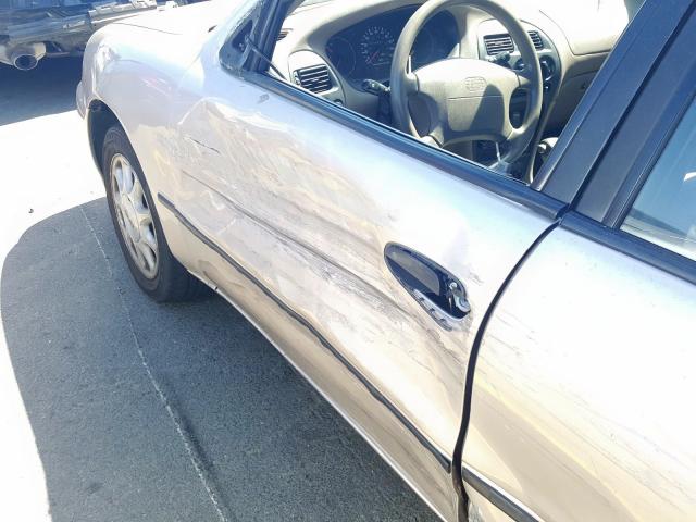 1Y1SK5269SZ002521 - 1995 GEO PRIZM BASE  photo 9