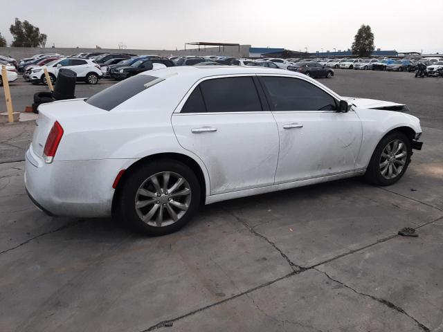 2C3CCAKG8JH250432 - 2018 CHRYSLER 300 LIMITED WHITE photo 3