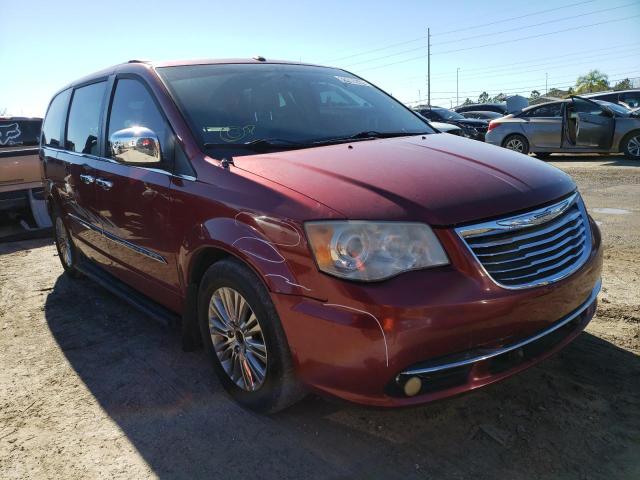 2A4RR6DG0BR713104 - 2011 CHRYSLER TOWN & COU RED photo 4