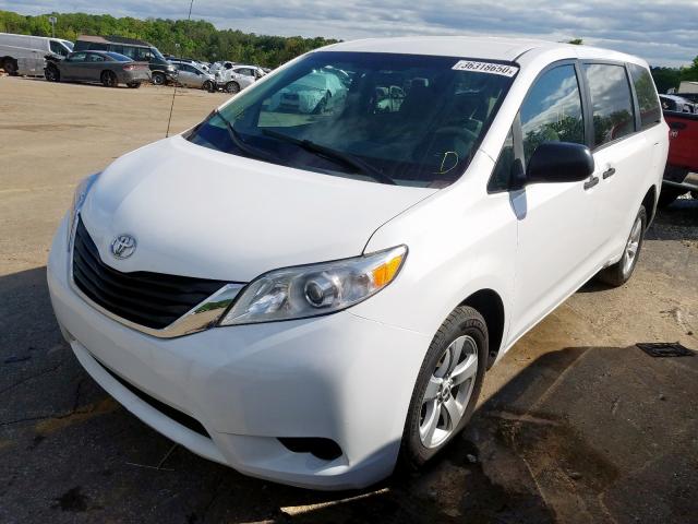 5TDKA3DC2CS014284 - 2012 TOYOTA SIENNA BASE  photo 2