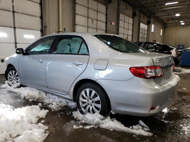 2T1BU4EE6DC073197 - 2013 TOYOTA COROLLA BASE SILVER photo 2