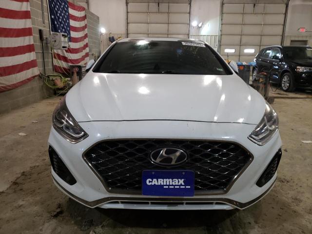 5NPE34AB3JH647209 - 2018 HYUNDAI SONATA SPORT WHITE photo 5