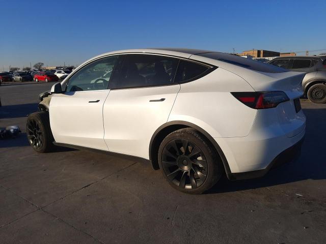 5YJYGDEEXMF069215 - 2021 TESLA MODEL Y WHITE photo 2