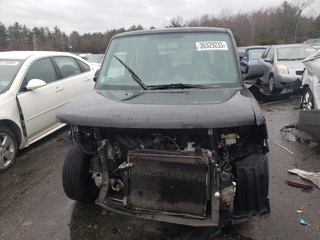 JTLKT324040149522 - 2004 TOYOTA SCION XB Schwarz Foto 5