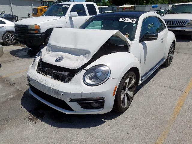 3VWVT7AT9DM687221 - 2013 VOLKSWAGEN BEETLE TURBO  photo 2