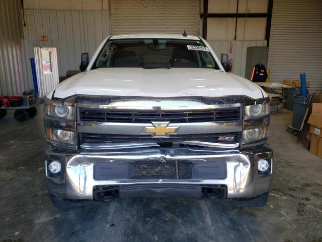 1GC1KVE82GF179692 - 2016 CHEVROLET SILVERADO K2500 HEAVY DUTY LT WHITE photo 5