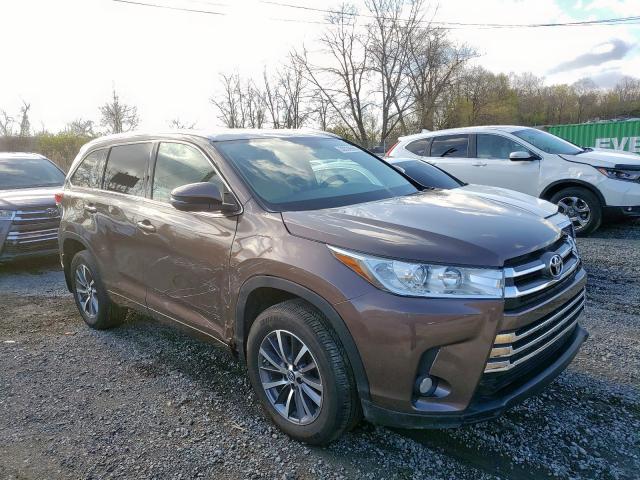 5TDJZRFH9HS468734 - 2017 TOYOTA HIGHLANDER SE  photo 1