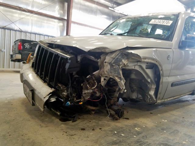 1J4GL38K35W688328 - 2005 JEEP LIBERTY RENEGADE  photo 9