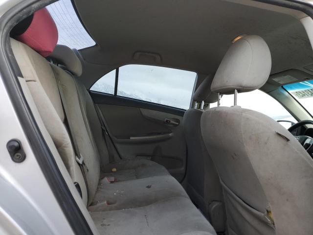 2T1BU4EEXDC090343 - 2013 TOYOTA COROLLA BASE SILVER photo 10