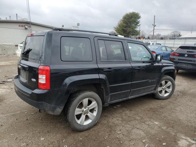 1C4NJRFB9HD159068 - 2017 JEEP PATRIOT LATITUDE BLACK photo 3