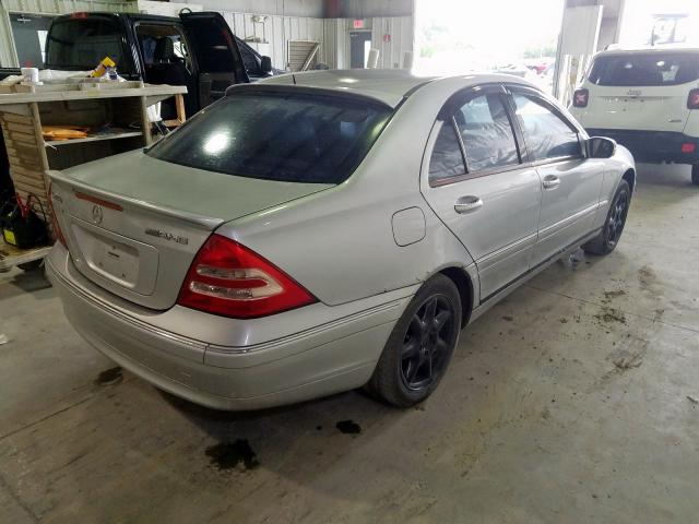 WDBRF61J21F087557 - 2001 MERCEDES-BENZ C 240  photo 4