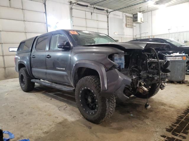3TMCZ5AN0KM284921 - 2019 TOYOTA TACOMA DOUBLE CAB 灰色 照片 4