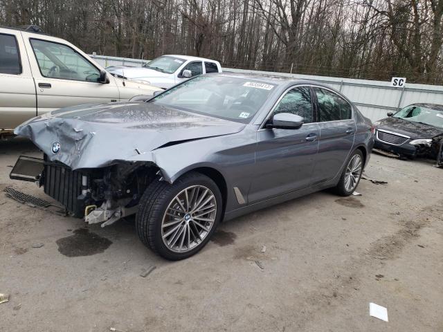 WBAJE7C54KWW28386 - 2019 BMW 540 XI GRAY photo 1