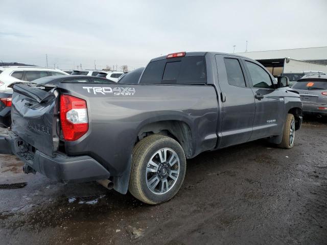 5TFUY5F17JX759471 - 2018 TOYOTA TUNDRA DOUBLE CAB SR/SR5 GRAY photo 3