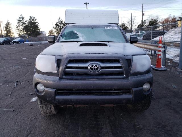 3TMMU4FN1AM016352 - 2010 TOYOTA TACOMA DOUBLE CAB LONG BED GRAY photo 5