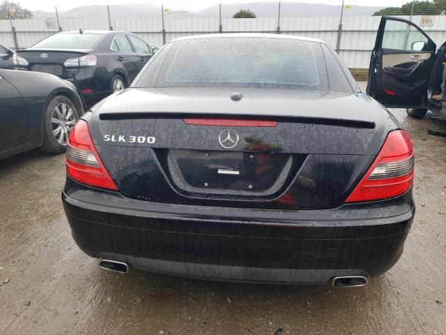 WDBWK5EA8BF237143 - 2011 MERCEDES-BENZ SLK 300 BLACK photo 6