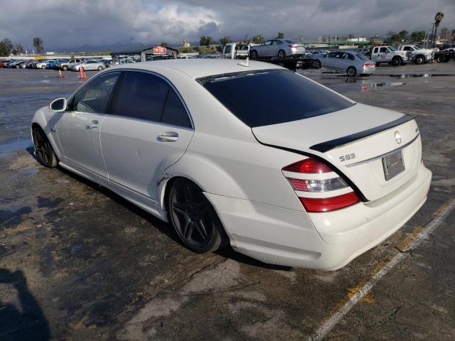 WDDNG71X57A136964 - 2007 MERCEDES-BENZ 108 550 WHITE photo 3