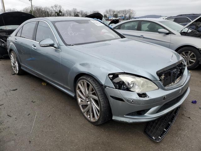 WDDNG71XX8A165233 - 2008 MERCEDES-BENZ S 550 SILVER photo 4