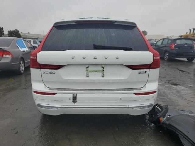 YV4L12RN0P1217490 - 2023 VOLVO XC60 PLUS WHITE photo 6