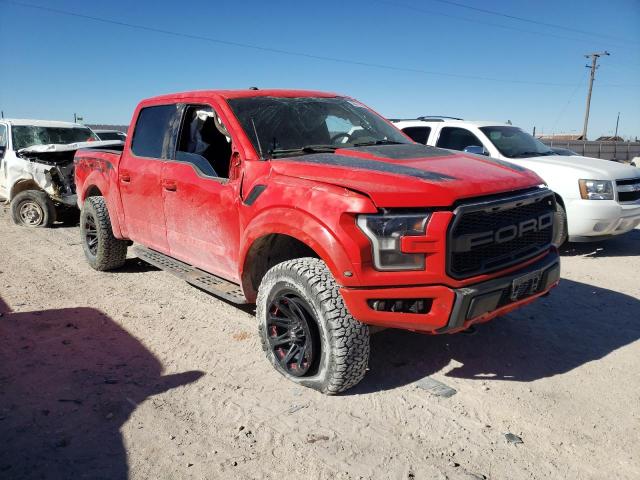 1FTFW1RGXJFD95799 - 2018 FORD F150 RAPTOR RED photo 4