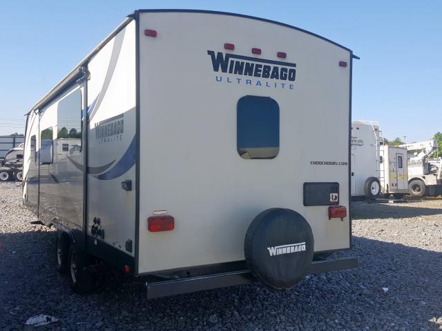 54CA11U21F1E11237 - 2015 WINNEBAGO ULTRA LITE  photo 3