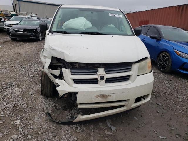 2D4RN4DE8AR155315 - 2010 DODGE GRAND CARA SE WHITE photo 5