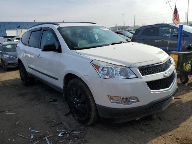 1GNKRFED8BJ219581 - 2011 CHEVROLET TRAVERSE LS WHITE photo 4