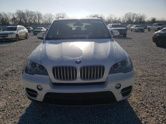 5UXZV4C51D0E11938 - 2013 BMW X5 XDRIVE35I WHITE photo 5