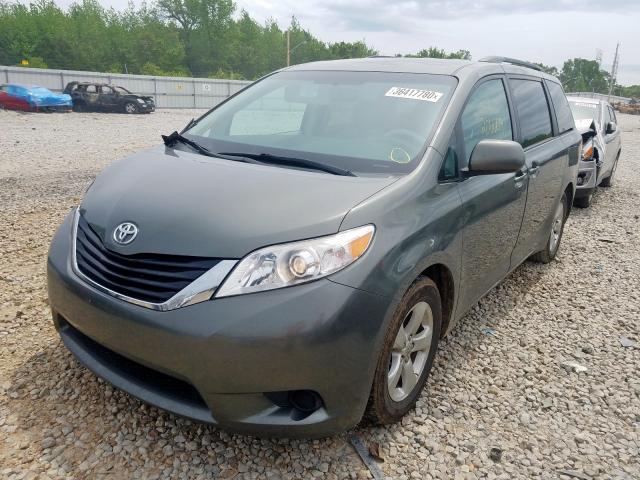 5TDKK3DC3BS024592 - 2011 TOYOTA SIENNA LE  photo 2