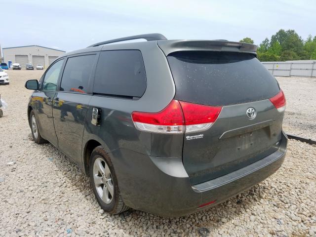 5TDKK3DC3BS024592 - 2011 TOYOTA SIENNA LE  photo 3