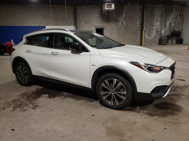 SJKCH5CR1KA008292 - 2019 INFINITI QX30 LUXE WHITE photo 4