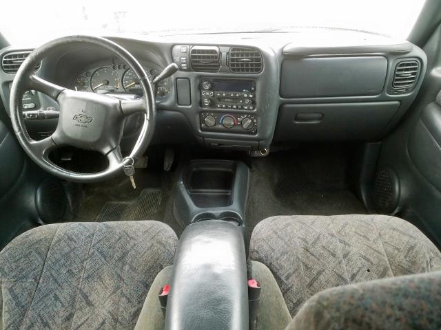 1GCDT13W72K168949 - 2002 CHEVROLET S TRUCK S10  photo 9