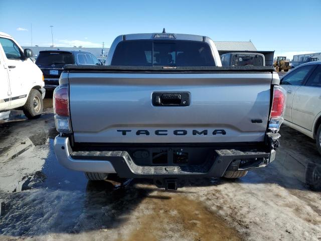 5TFCZ5AN7MX259544 - 2021 TOYOTA TACOMA DOUBLE CAB 银色 照片 6