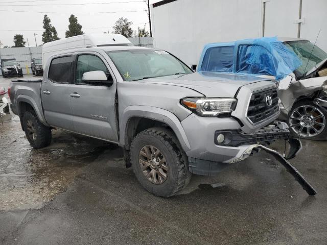 3TMAZ5CNXHM038889 - 2017 TOYOTA TACOMA DOUBLE CAB 银色 照片 4