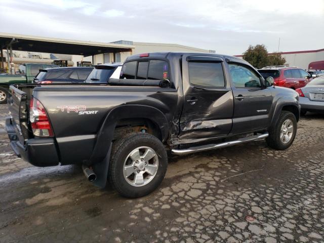 5TFJU4GN8BX008858 - 2011 TOYOTA TACOMA DOUBLE CAB PRERUNNER CHARCOAL photo 3