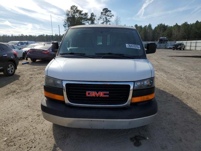 1GTW7FCA4E1905145 - 2014 GMC SAVANA G2500 WHITE photo 5