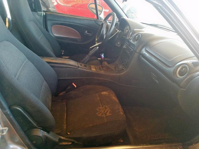 JM1NB353320226797 - 2002 MAZDA MX-5 MIATA BASE  photo 5