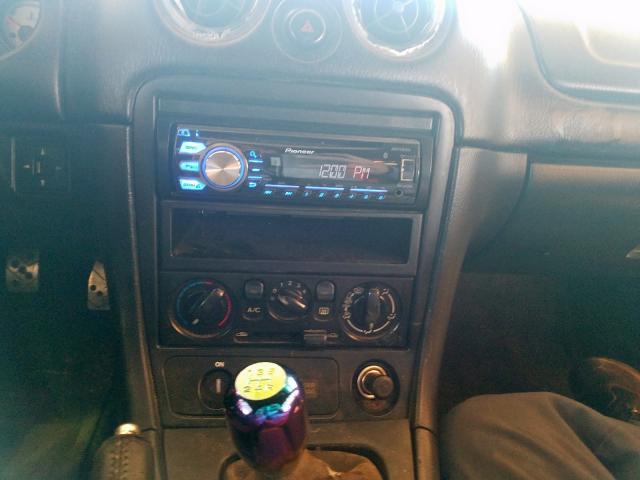 JM1NB353320226797 - 2002 MAZDA MX-5 MIATA BASE  photo 9